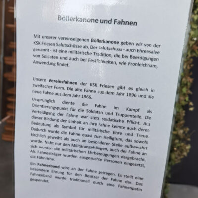 boellerkanone-und-fahnen