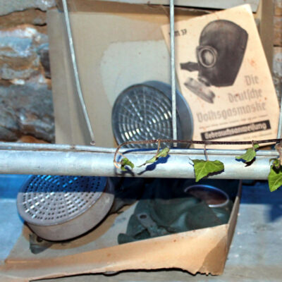 die-deutsche-Volksgasmaske-IMG_2953